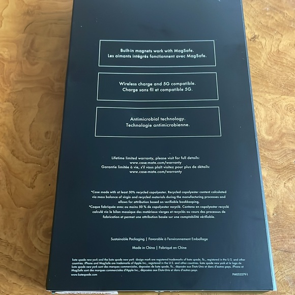 Kate spade New York iPhone 15 plus/14 pus case - Picture 2 of 4